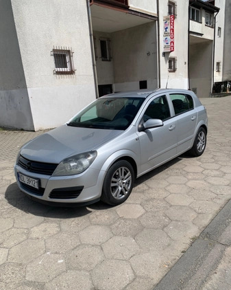 Opel Astra cena 10000 przebieg: 323000, rok produkcji 2006 z Płock małe 254